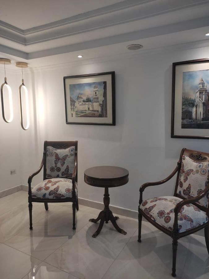La Carolina Inn Quito Bagian luar foto